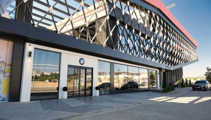 Borusan Oto Gaziantep’te yeni BMW Store konseptiyle tutkunları bekliyor