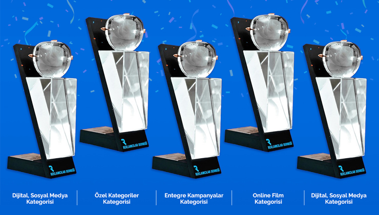 Alışveriş sitesi idefix, Kristal Elma’da 5 ödülün sahibi oldu!