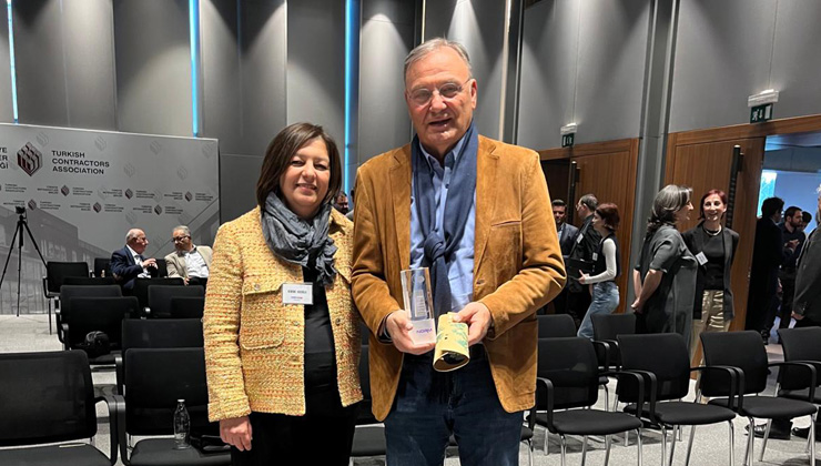 Türk İstatistik Dernek Başkanı Turhan Menteş’e Onur Ödülü
